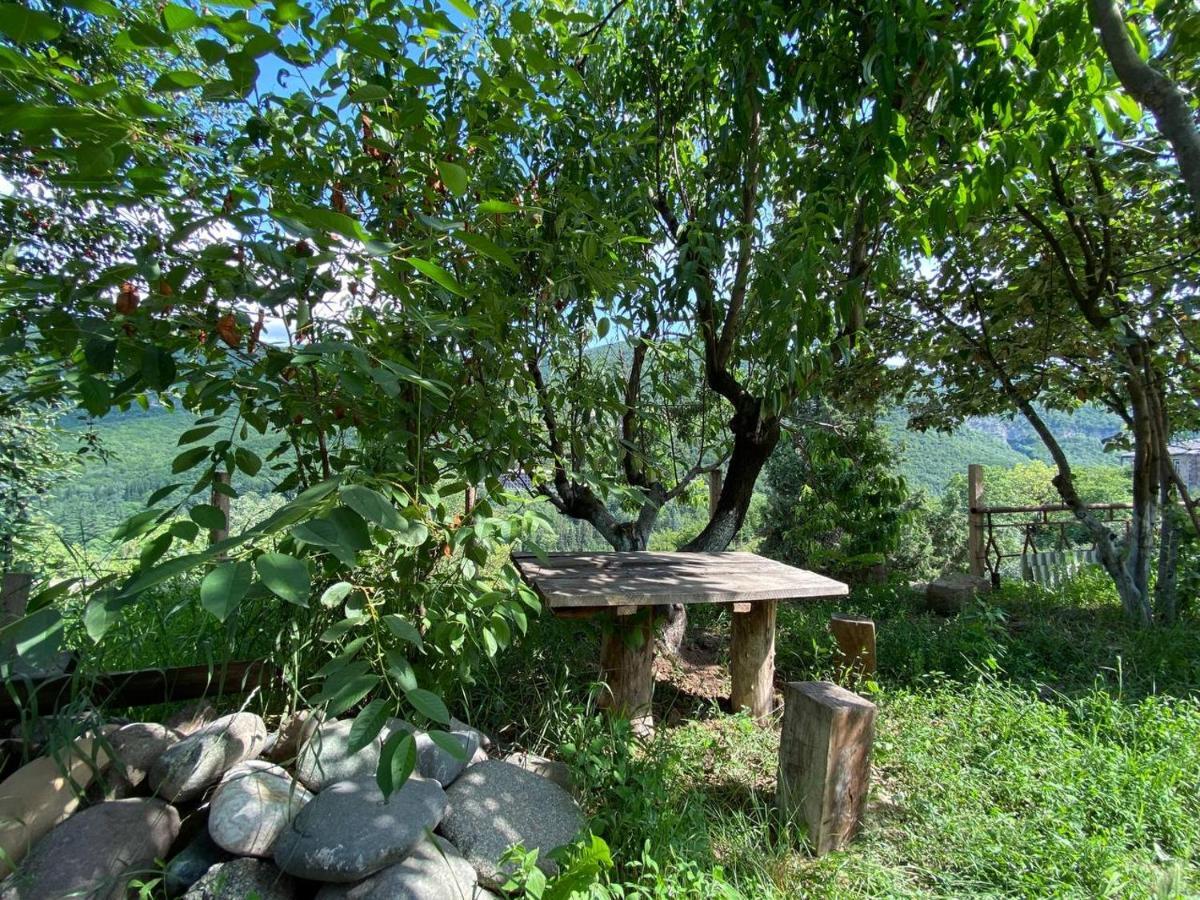 Green Garden Ijevan Luaran gambar